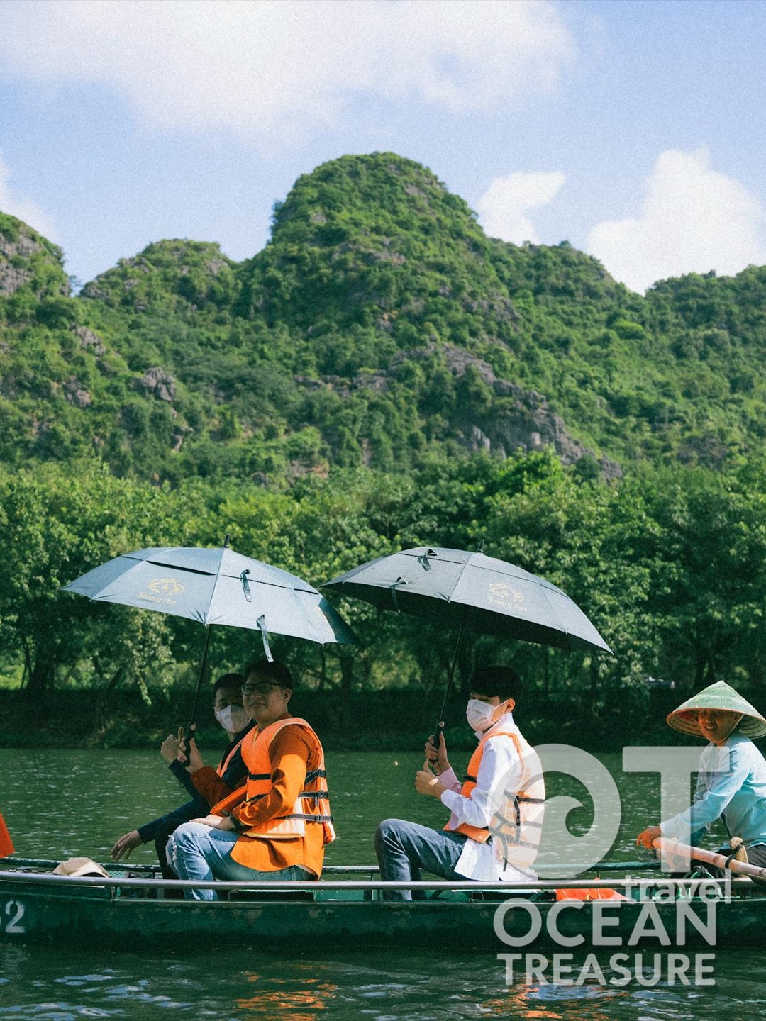 Dịch vụ thiết kế tour riêng tại Việt Nam - Việt Nam