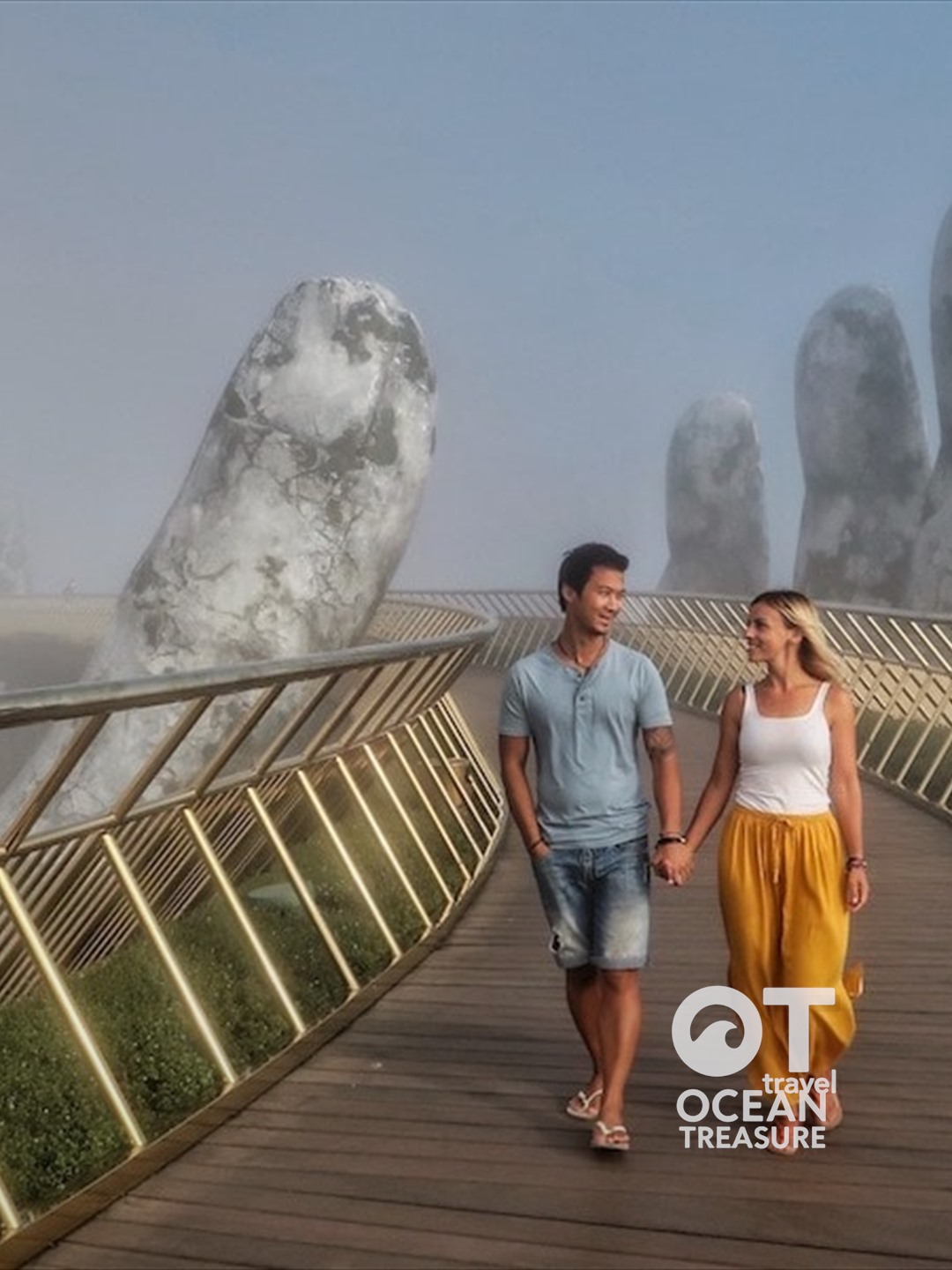 Tour Bà Nà Hills, Cầu Và ng 1 ngà y từ Äà Nẵng - Äà Nẵng