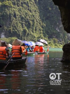 Alternative view of Tour Ninh Bình Tràng An, Hoa Lư và Hang Múa 1 ngày