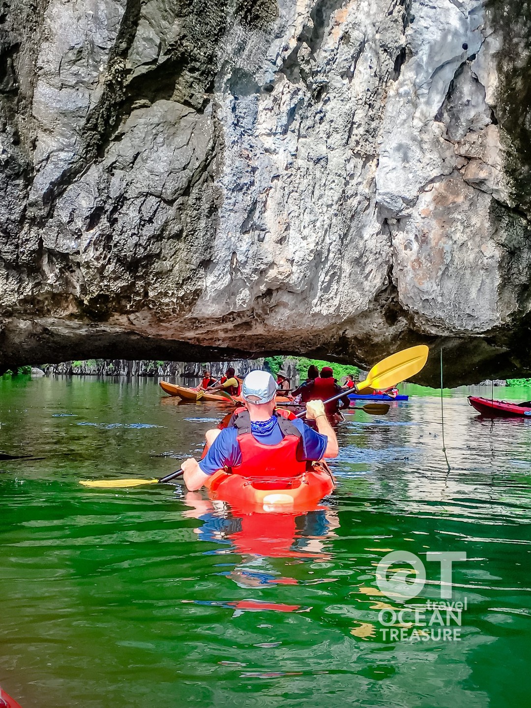 Tour Cát Bà , là ng Việt Hải và kayak vịnh Lan Hạ 1 ngà y - Cát Bà - Lan Hạ