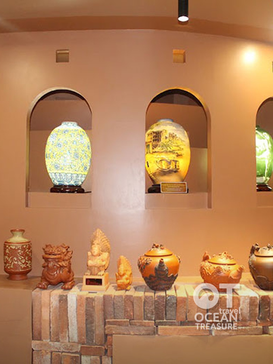 Tour Bát Tràng pottery workshop và cafe ven sông từ Hà Nội - Hà Nội