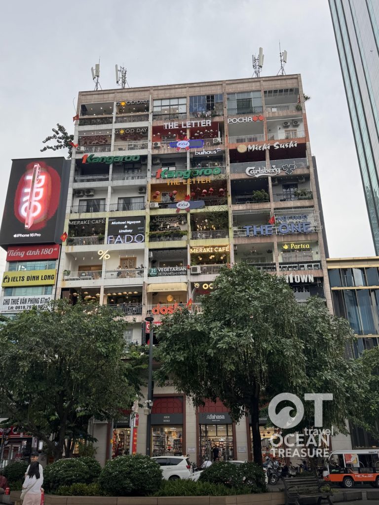 Sài Gòn Cafe Apartment, hidden cafes và local design shopping