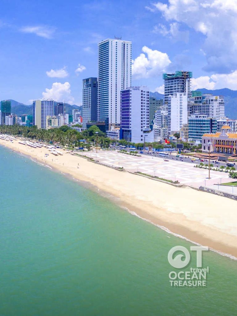 Nha Trang city night, hải sản địa phương và beach cafe