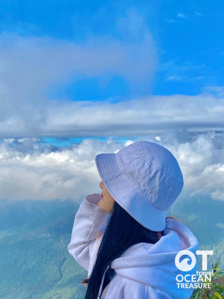 ชมทะเลหมอกอีตี๋ 04:30 น. และอาหารเช้าครอบครัวห่าญี่
