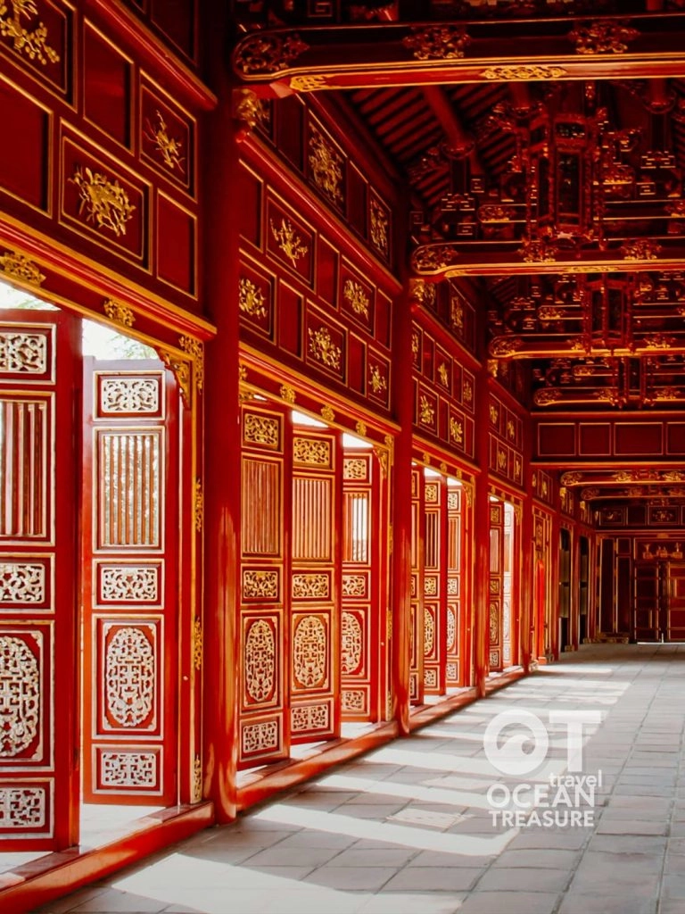 Tour Huế 1 ngày từ Đà Nẵng, Đại Nội và lăng vua