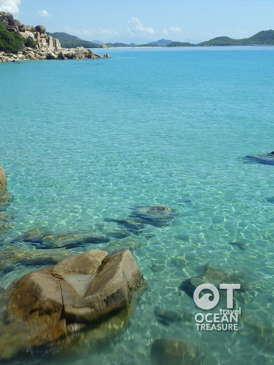Bình Hưng, Hang Rái và vườn nho từ Nha Trang